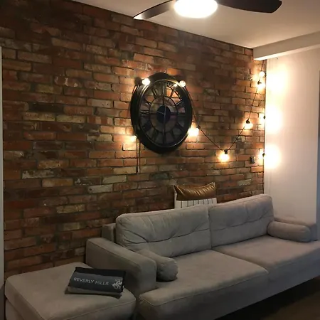 Loft -winda-parking W Hali Garazowej -gratis-business