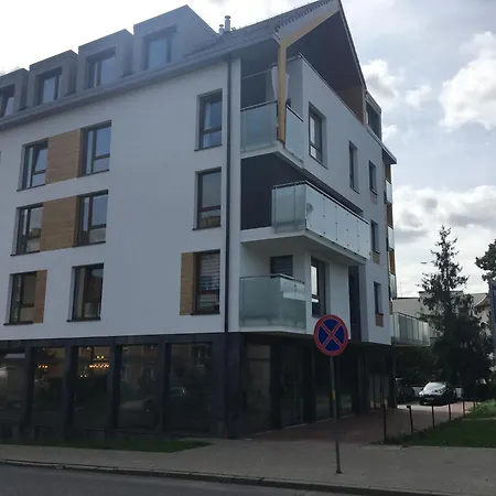 Loft -winda-parking W Hali Garazowej -gratis-business Elblag