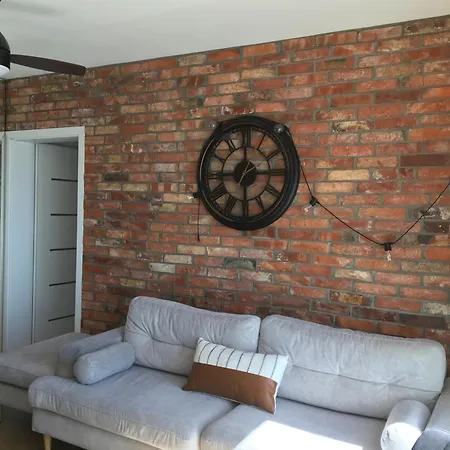 Loft -winda-parking W Hali Garazowej -gratis-business * Elblag